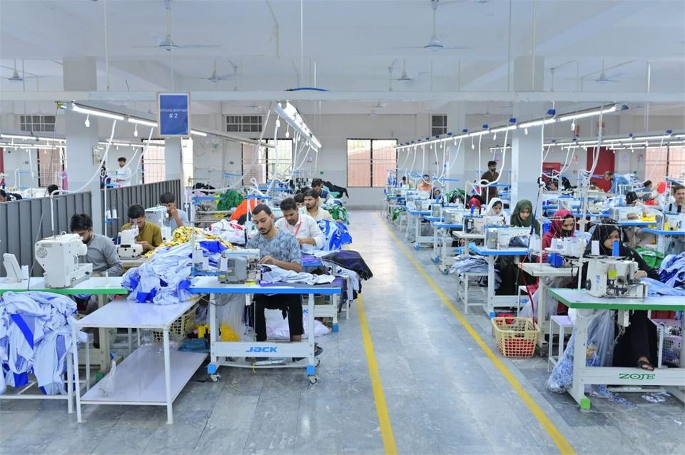 Glove production